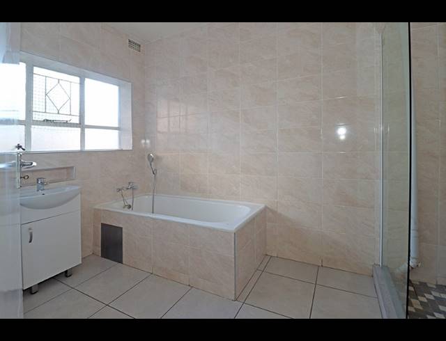 2 BEDROOM APARTMENT FOR SALE IN CYRILDENE